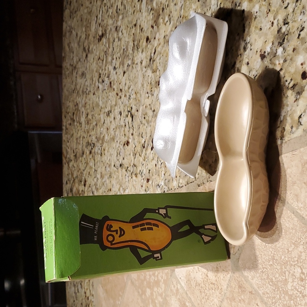 Vintage Avon Mr. Peanut “Nutty” Soap Dish and 2 Soaps New 1970s Y2K NIB 🥜 Lover